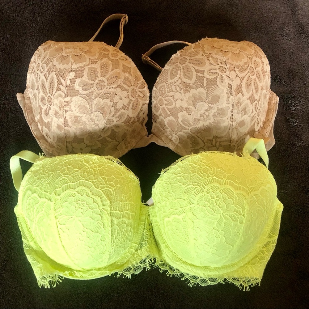 NWOT 💕Victoria’s Secret Bras (2)💕